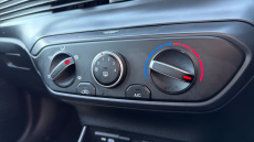 Hyundai i20 1.0T GDi 48V MHD SE Connect 5dr Petrol Hatchback